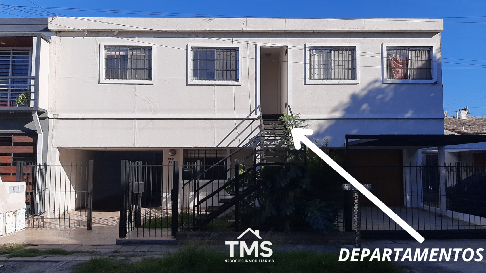 Casa con 2 deptos en B° Poeta Lugones