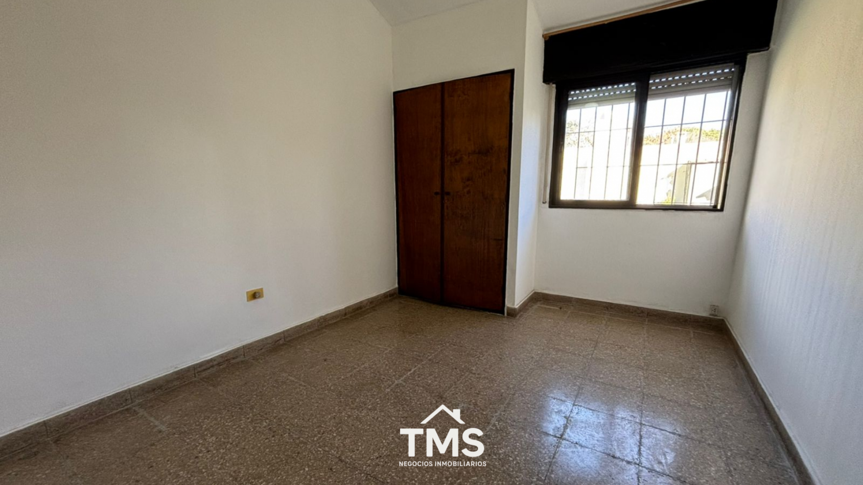 Casa con 2 deptos en B° Poeta Lugones