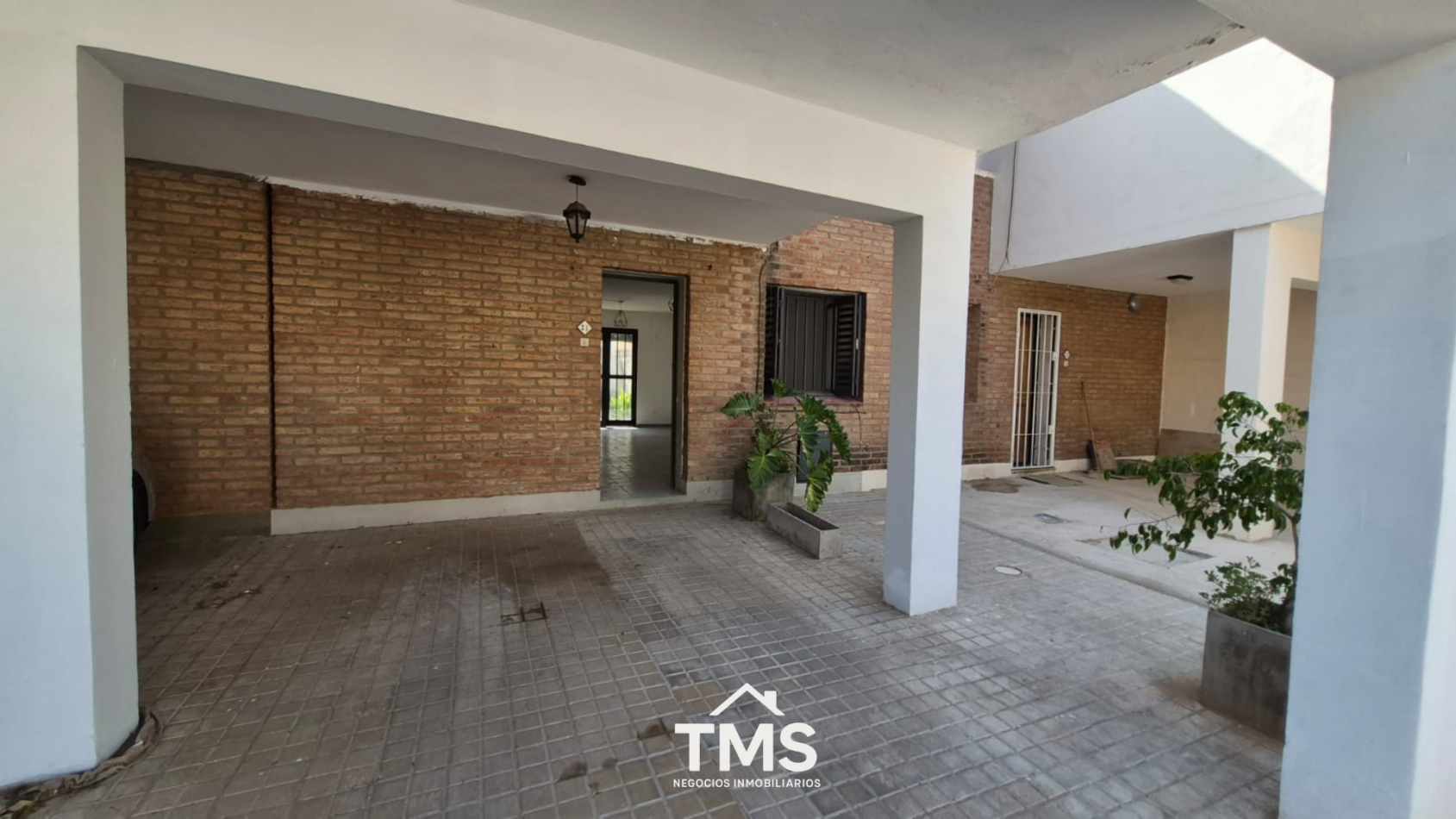 Duplex en complejo cerrado - Barrio Las Palmas