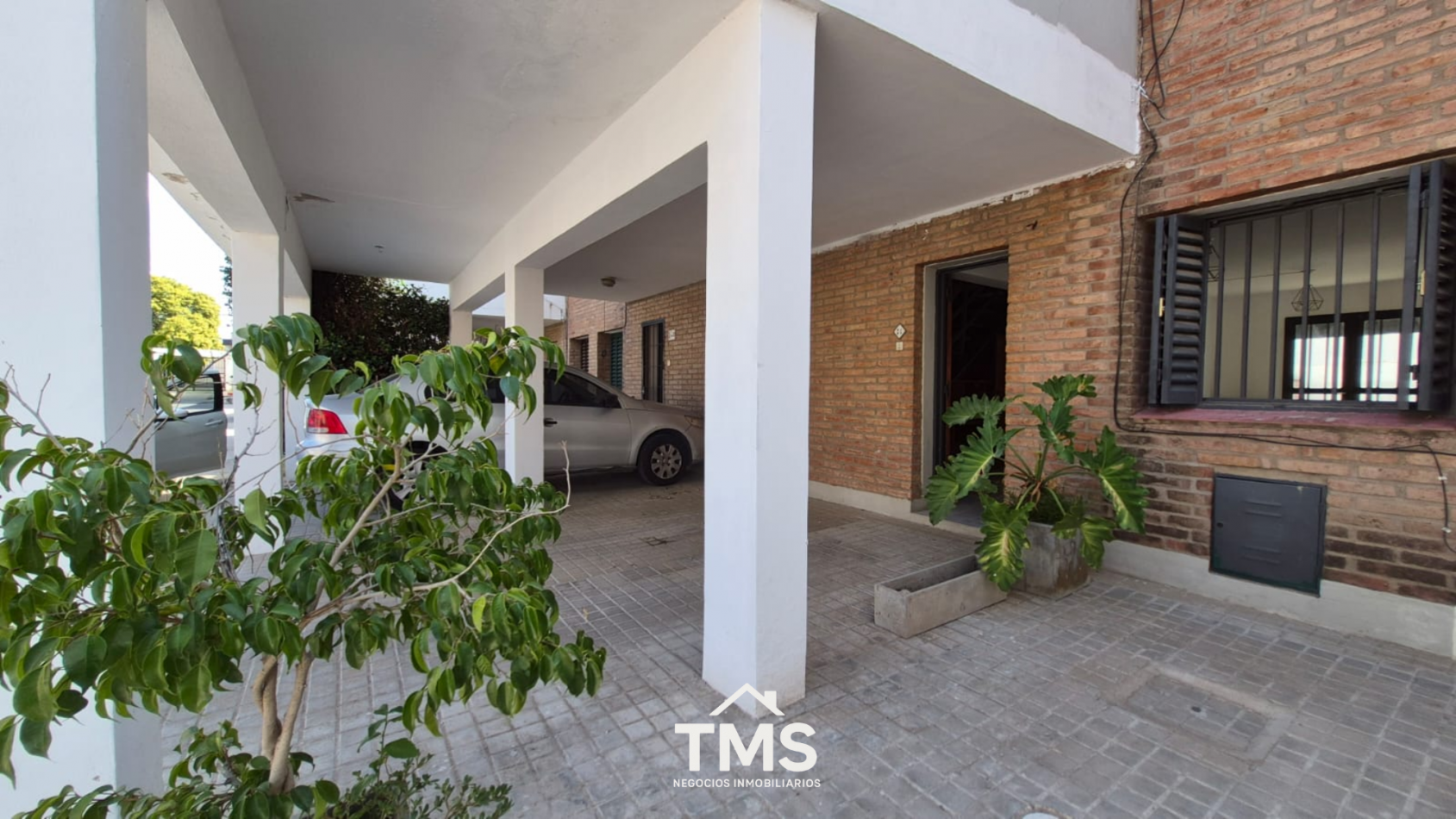 Duplex en complejo cerrado - Barrio Las Palmas