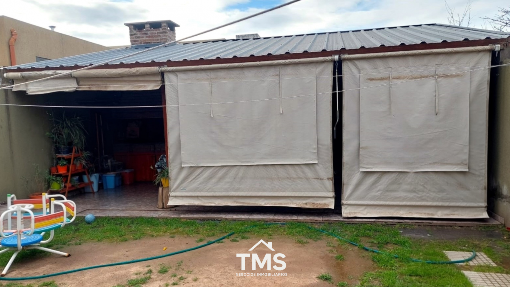 APTO CREDITO | Casa de 3 Dorm | B° Los Robles