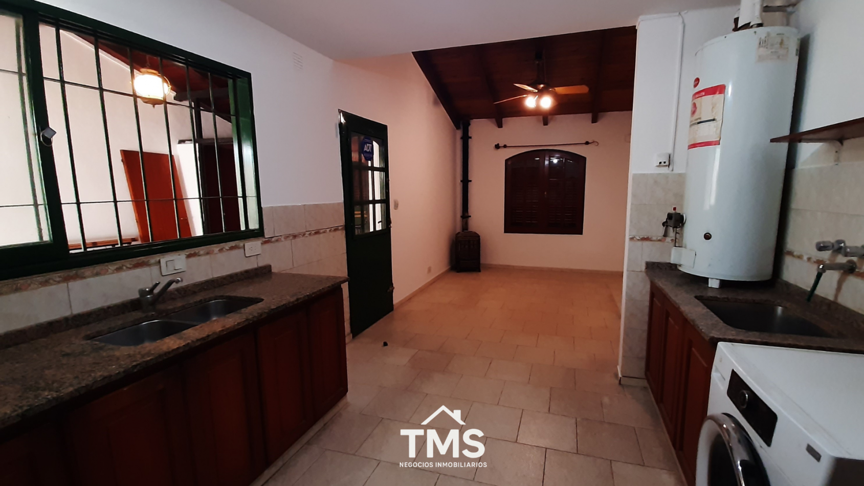 Casa  dorm con pileta en B° Arguello