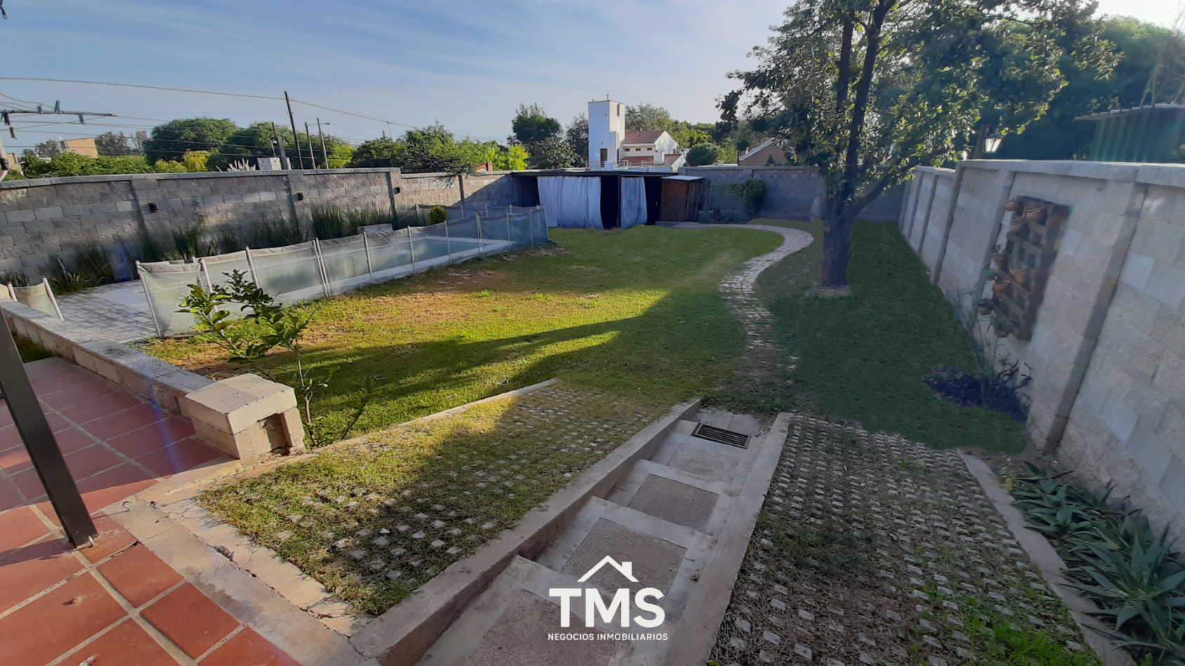 Casa  dorm con pileta en B° Arguello