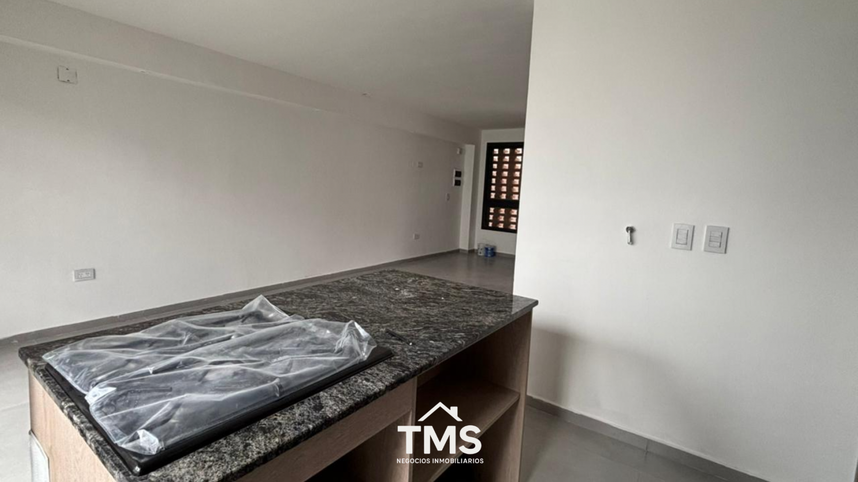 Duplex a estrenar sobre Av. Valparaiso | B° Jardin