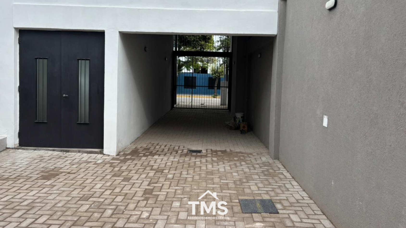 Duplex a estrenar sobre Av. Valparaiso | B° Jardin