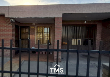 Casa + depto en B° Fragueiro